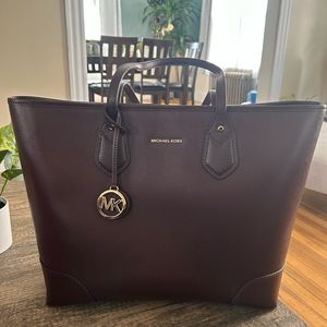 Michael Kors tote